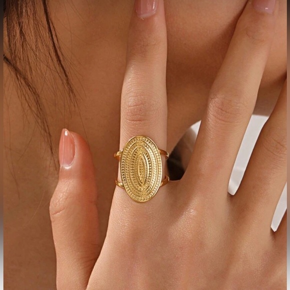 Elliptical Sculptural Gold Adjustable Ring — Modern Art Deco Statement - Picture 3 of 7